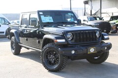 2026 Jeep Gladiator Willys 4x4 Truck Crew Cab