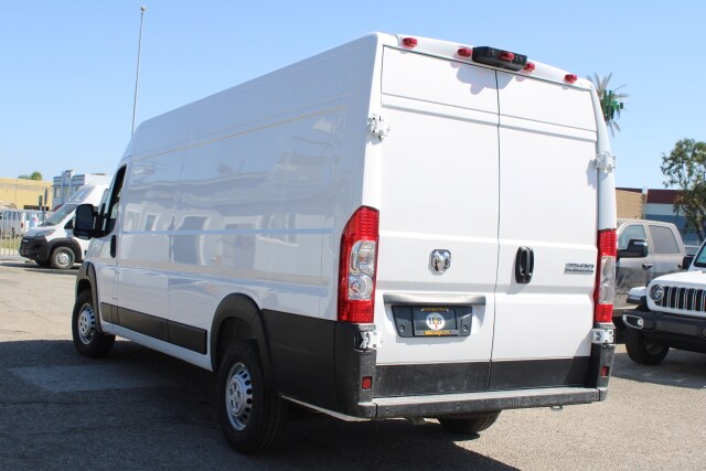 2026 Ram ProMaster 3500 Cargo Van photo 2