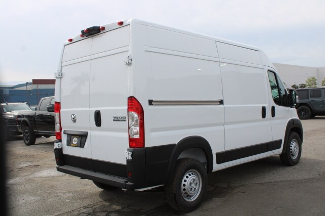2026 Ram ProMaster 1500 High Roof photo 2