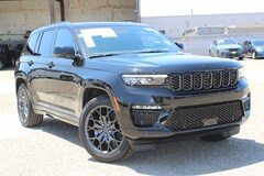 2025 Jeep Grand Cherokee Summit Reserve 4x4 SUV