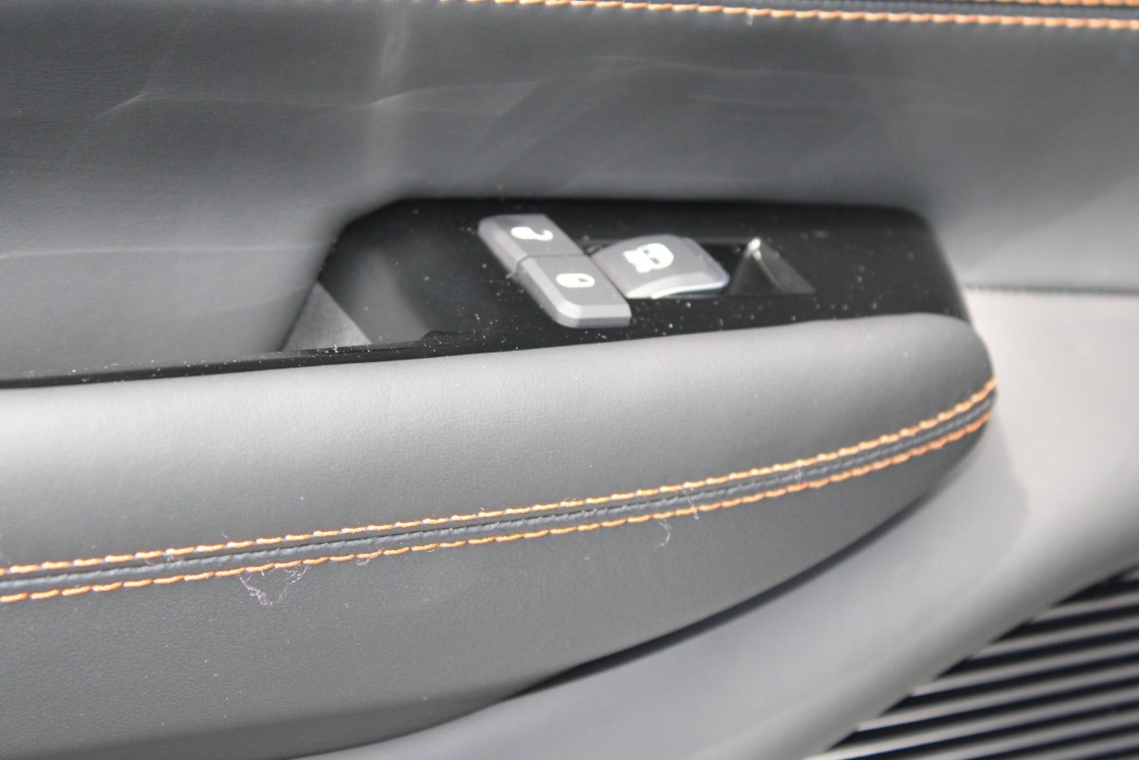 2025 Jeep Grand Wagoneer Series III - Photo 50