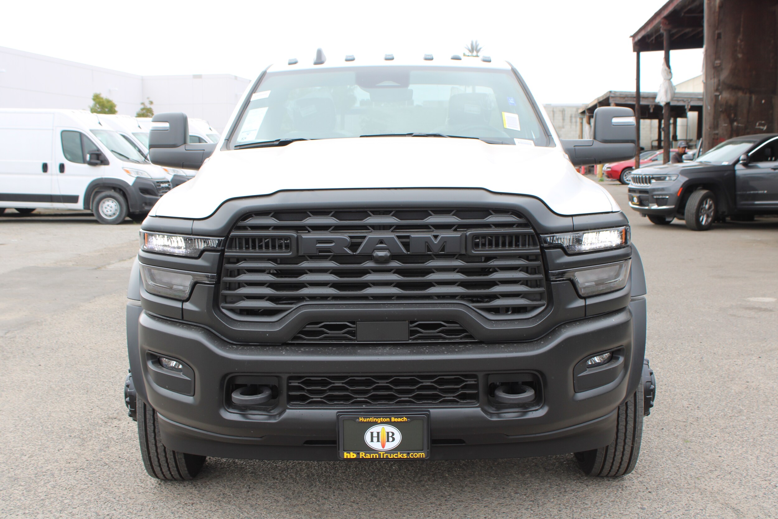 2025 Ram 5500 Tradesman photo 2