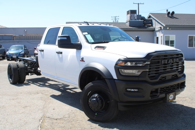 2026 RAM 5500 Big Horn 4X4 Crew Cab DRW 197" WB's photo