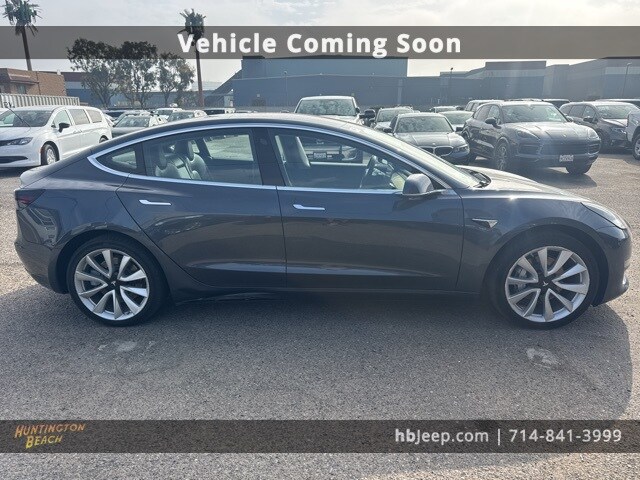 2018 Tesla Model 3 Long Range photo 4