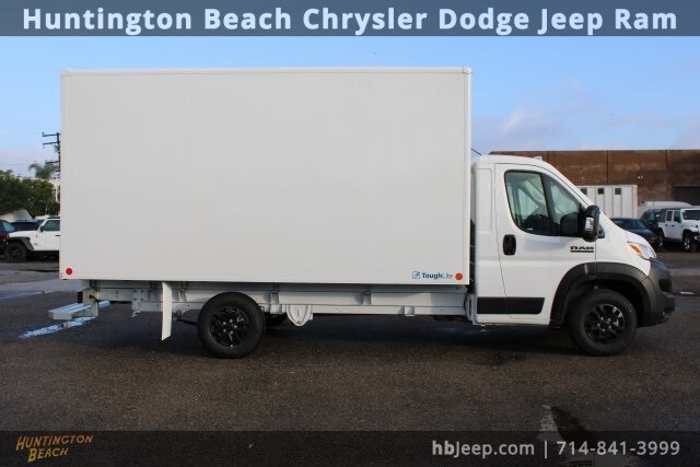 2023 Ram 3500 Chassis Cab photo 3