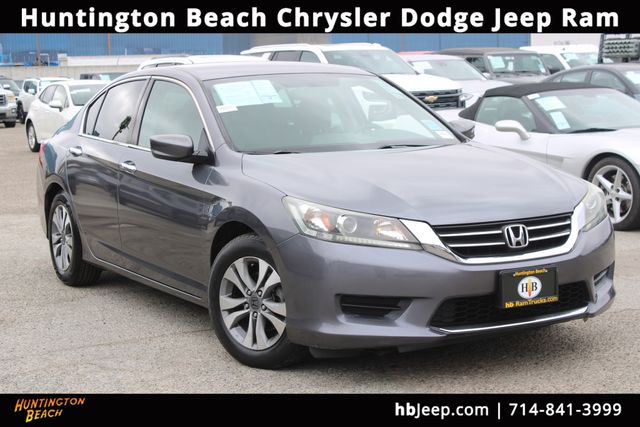 2013 Honda Accord LX Auto's photo