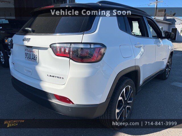 2023 Jeep Compass Limited photo 3