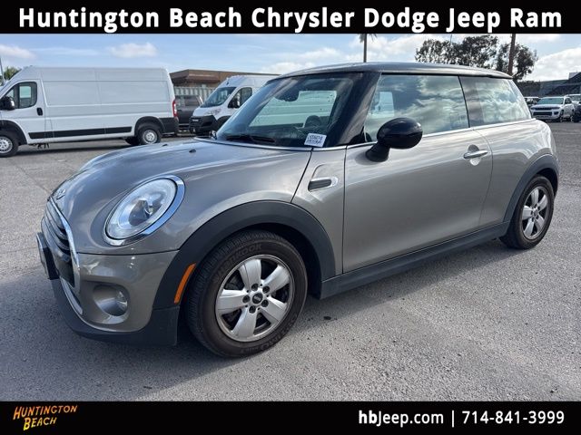 2017 MINI Cooper Base