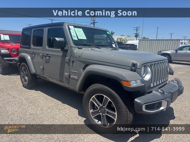 2023 Jeep Wrangler Sahara photo 3