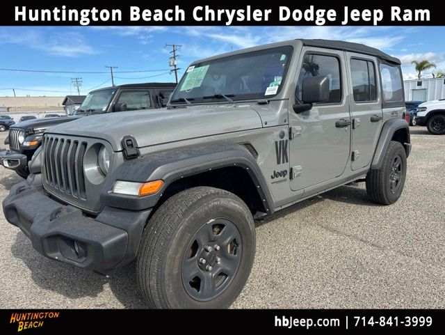 2022 Jeep Wrangler Sport's photo