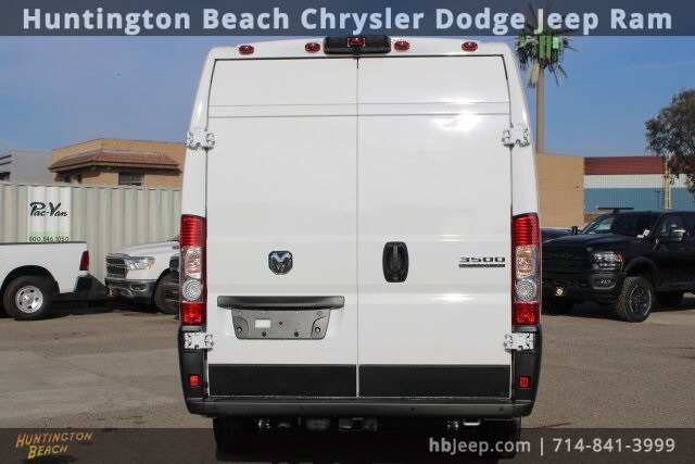 2023 Ram ProMaster 3500 Cargo Van photo 3
