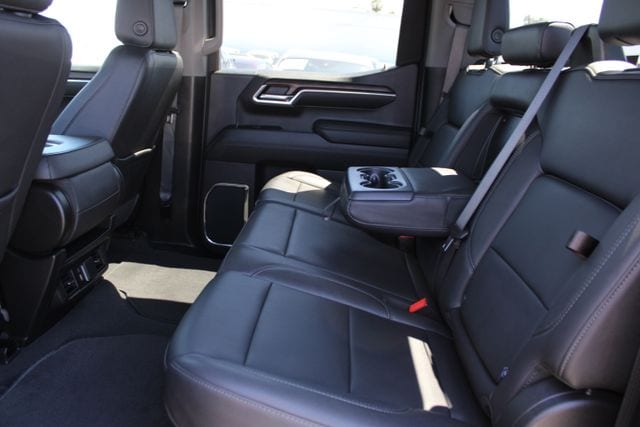 2024 GMC Sierra 1500 SLT - Photo 41