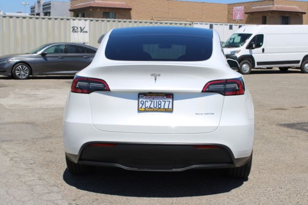 Used 2022 Tesla Model Y Long Range SUV