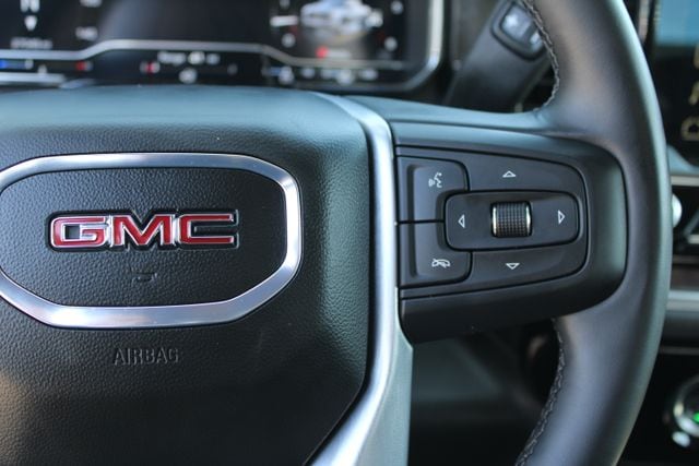 2024 GMC Sierra 1500 SLT - Photo 26