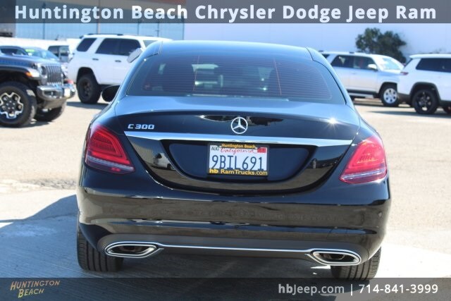 2020 Mercedes Benz C 300 Sedan photo 3