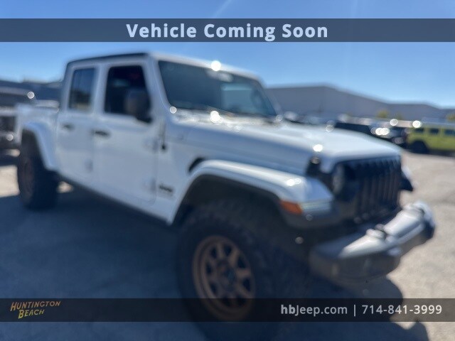 2021 Jeep Gladiator Sport photo 3