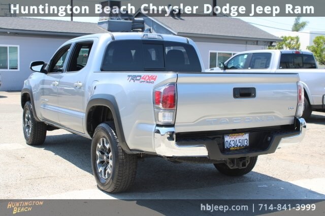 2023 Toyota Tacoma TRD Off-Road photo 3