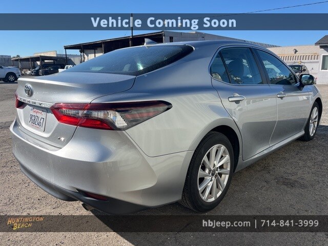 2023 Toyota Camry LE photo 4