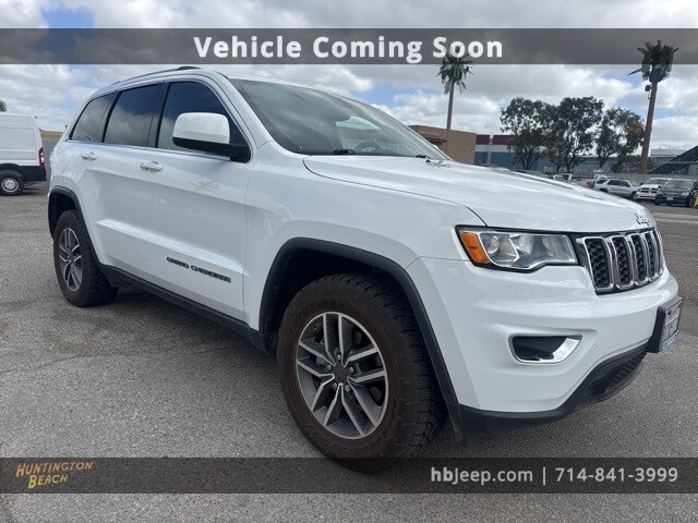 2020 Jeep Grand Cherokee Laredo E photo 3