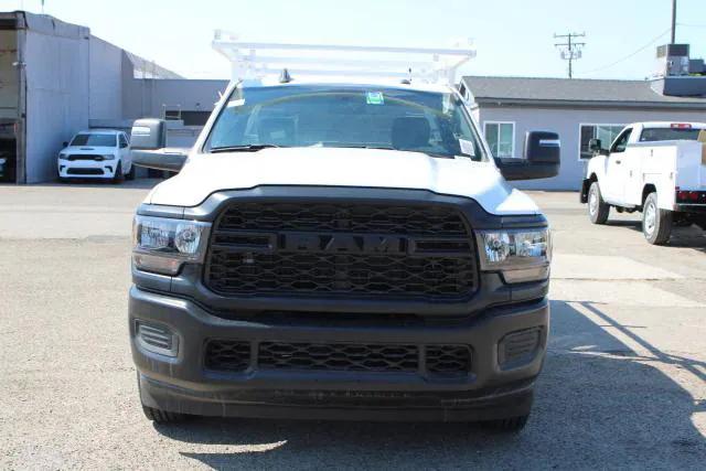 2024 Ram 2500 Tradesman photo 2