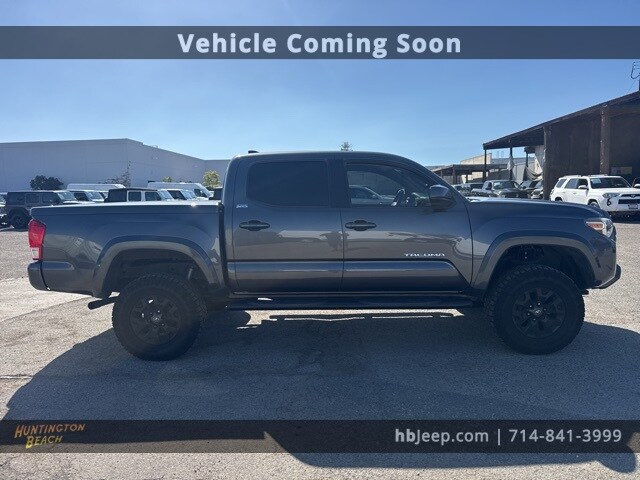 2016 Toyota Tacoma SR5 photo 4