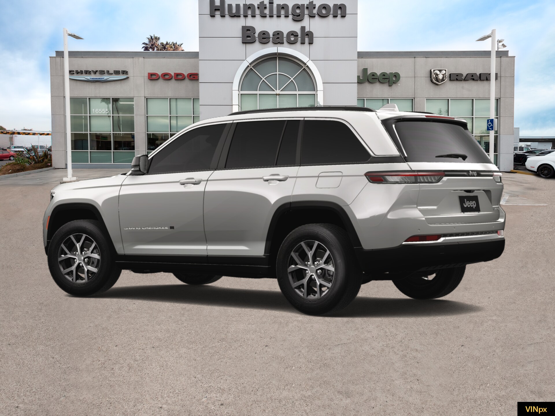 2025 Jeep Grand Cherokee Limited photo 4