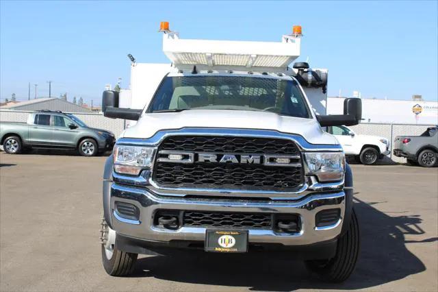 2022 Ram 5500 Tradesman photo 2