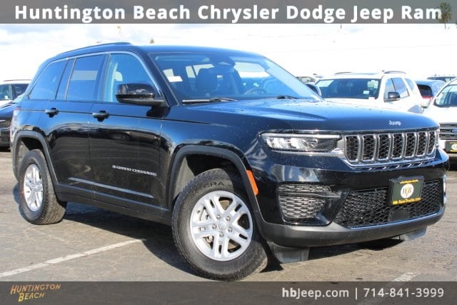 2023 Jeep Grand Cherokee Laredo's photo