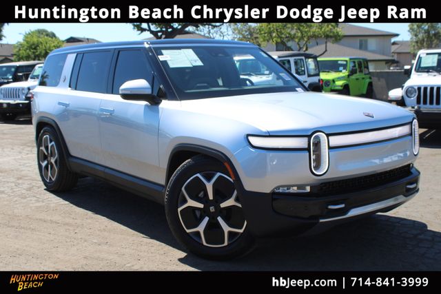 2024 Rivian R1S