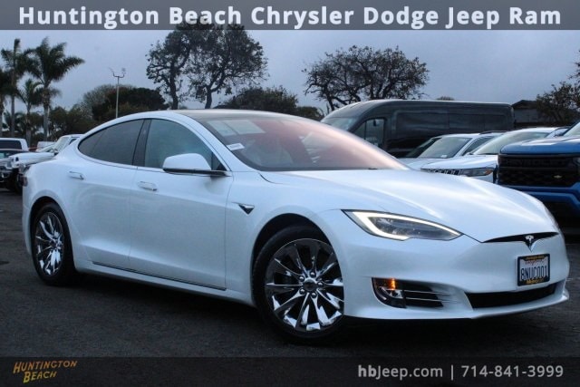 2020 Tesla Model S Long Range Plus's photo