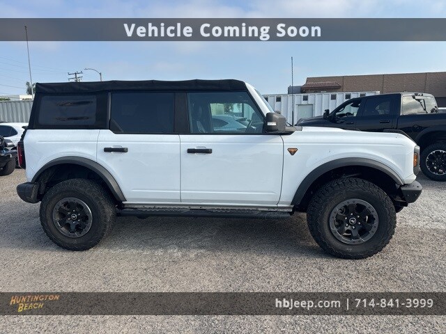 2021 Ford Bronco Badlands photo 2