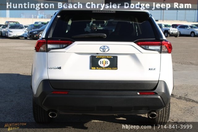 2024 Toyota RAV4 XLE photo 4