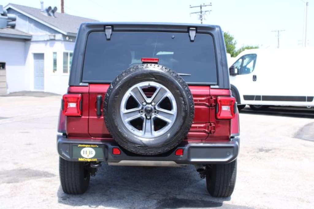 Used 2022 Jeep Wrangler Unlimited Sahara SUV