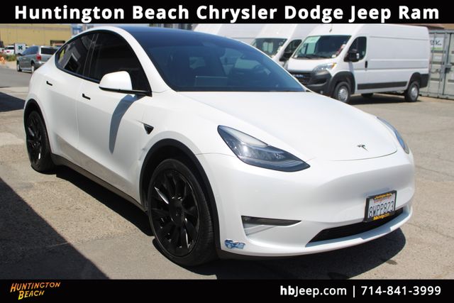 2021 Tesla Model Y Long Range Dual Motor All-Wheel Drive's photo