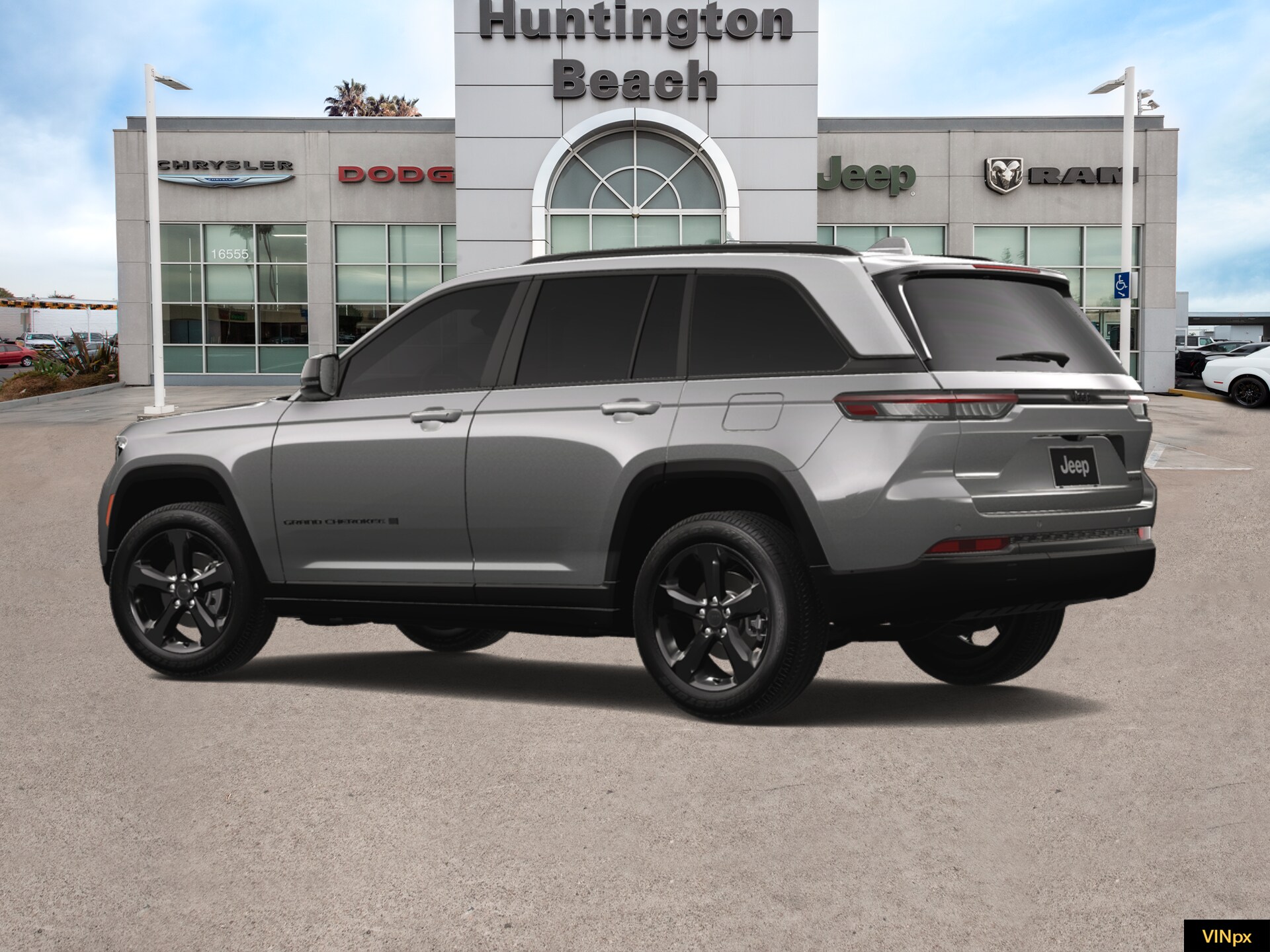 2025 Jeep Grand Cherokee Limited photo 4