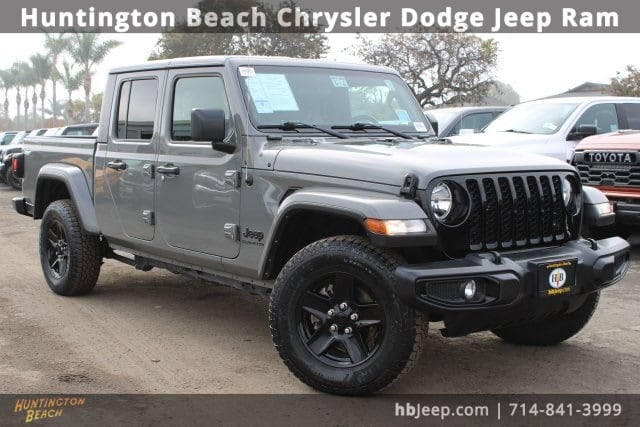 2021 Jeep Gladiator California Edition's photo
