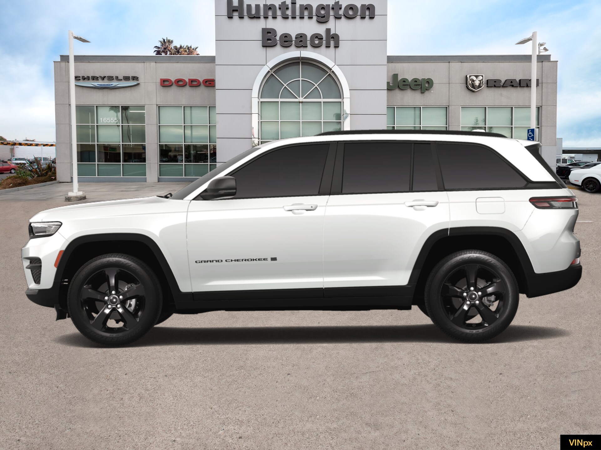 2025 Jeep Grand Cherokee Altitude photo 3