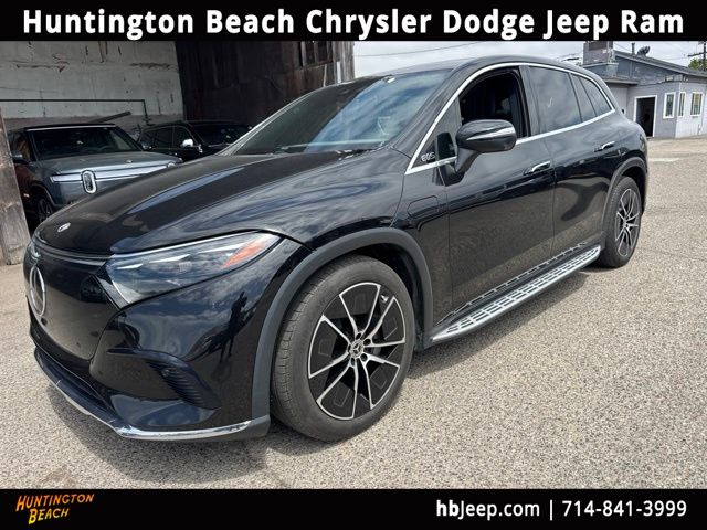 2023 Mercedes-Benz EQS SUV EQS 450+'s photo
