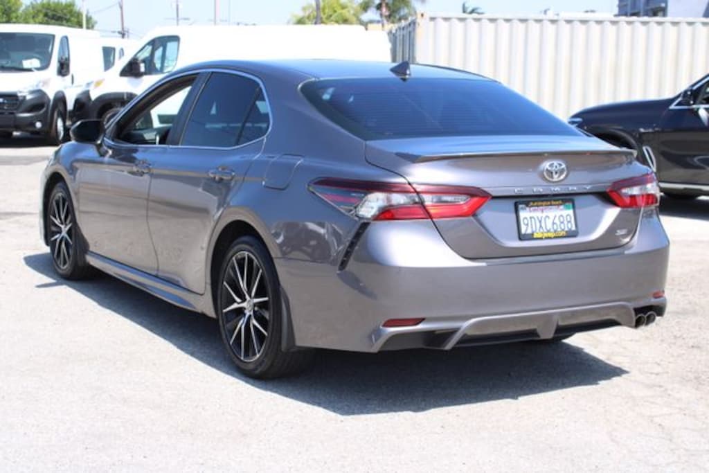 Used 2021 Toyota Camry SE Sedan