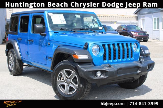 2022 Jeep Wrangler Sport S's photo