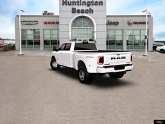 2026 Ram 3500 Laramie Crew Cab 4x4 Dually Truck Crew Cab