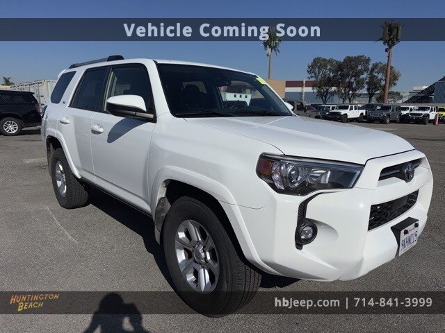 2024 Toyota 4Runner SR5 photo 3