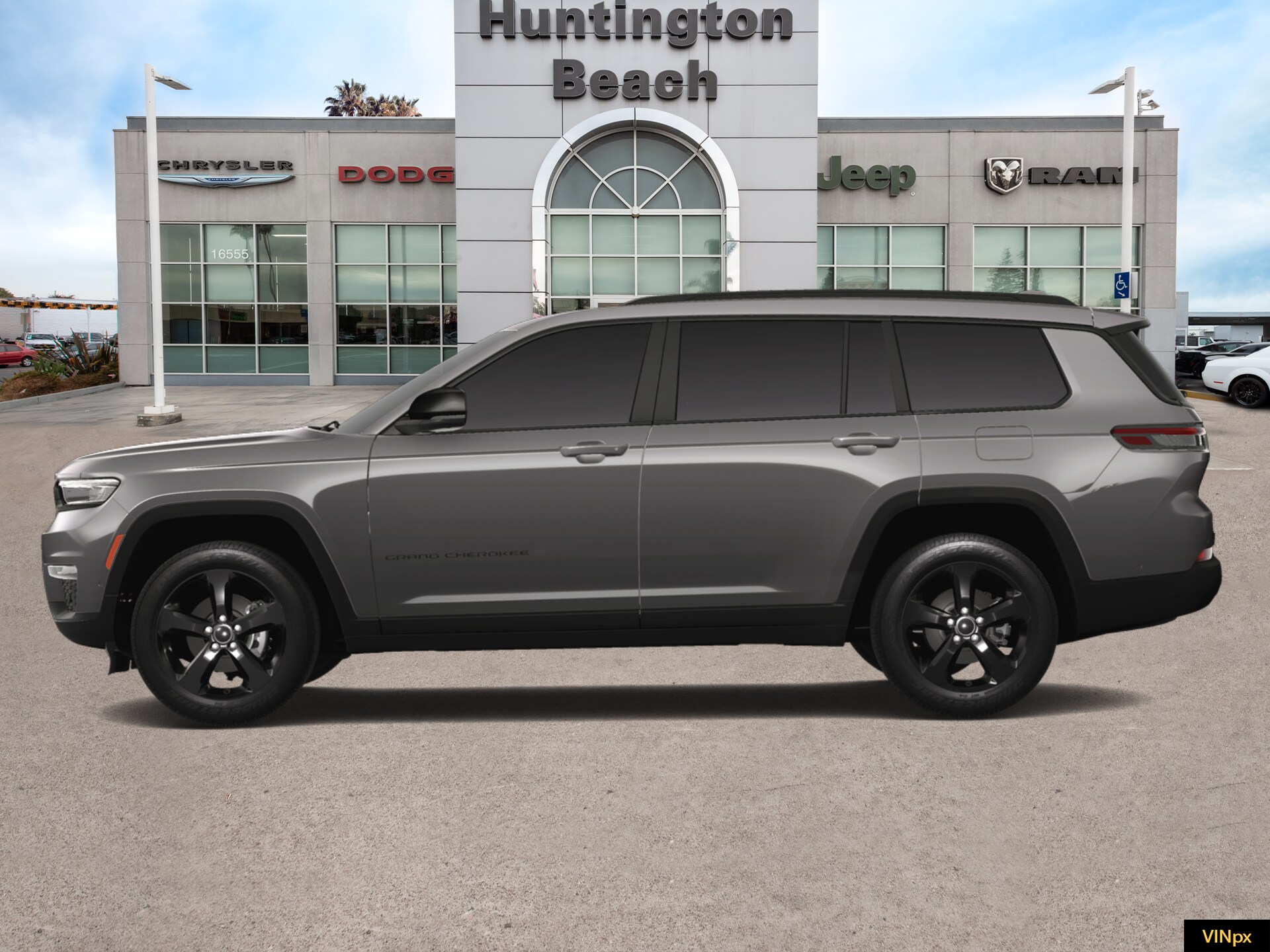 2025 Jeep Grand Cherokee Limited photo 3