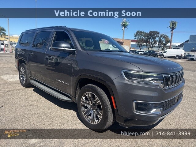 2023 Jeep Wagoneer L Series II photo 3