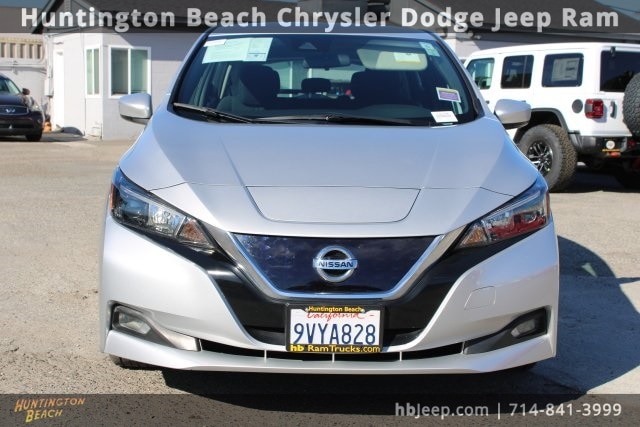 Used 2022 Nissan LEAF SV with VIN 1N4AZ1CV1NC561343 for sale in Huntington Beach, CA