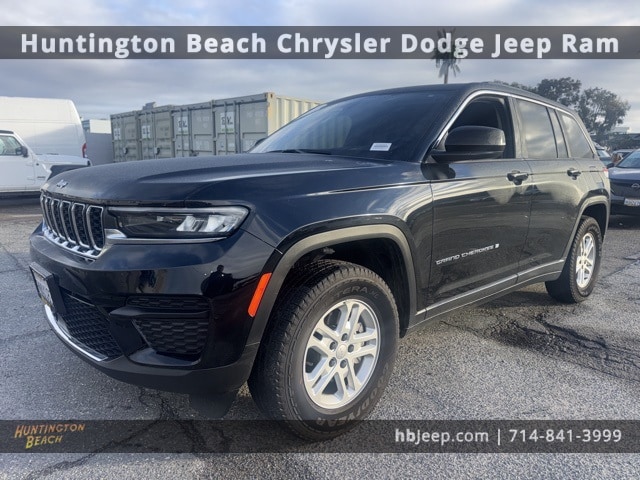 2023 Jeep Grand Cherokee Laredo's photo