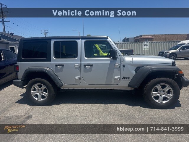 2023 Jeep Wrangler Sport S photo 4