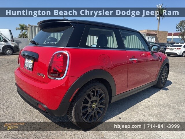 2022 Mini Cooper SE Signature photo 4
