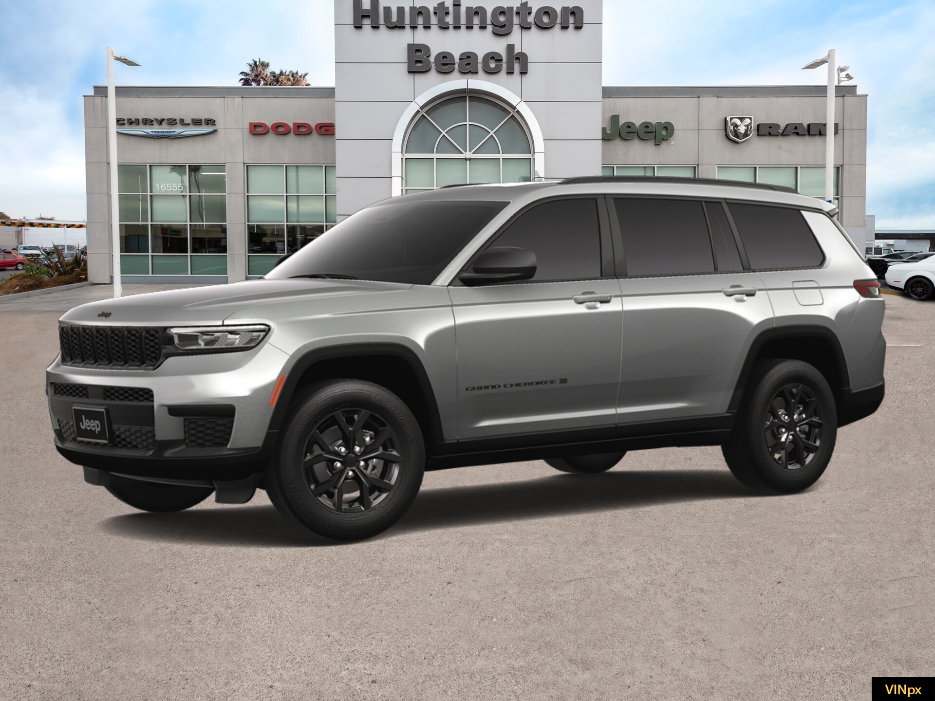 2025 Jeep Grand Cherokee Laredo Altitude photo 2