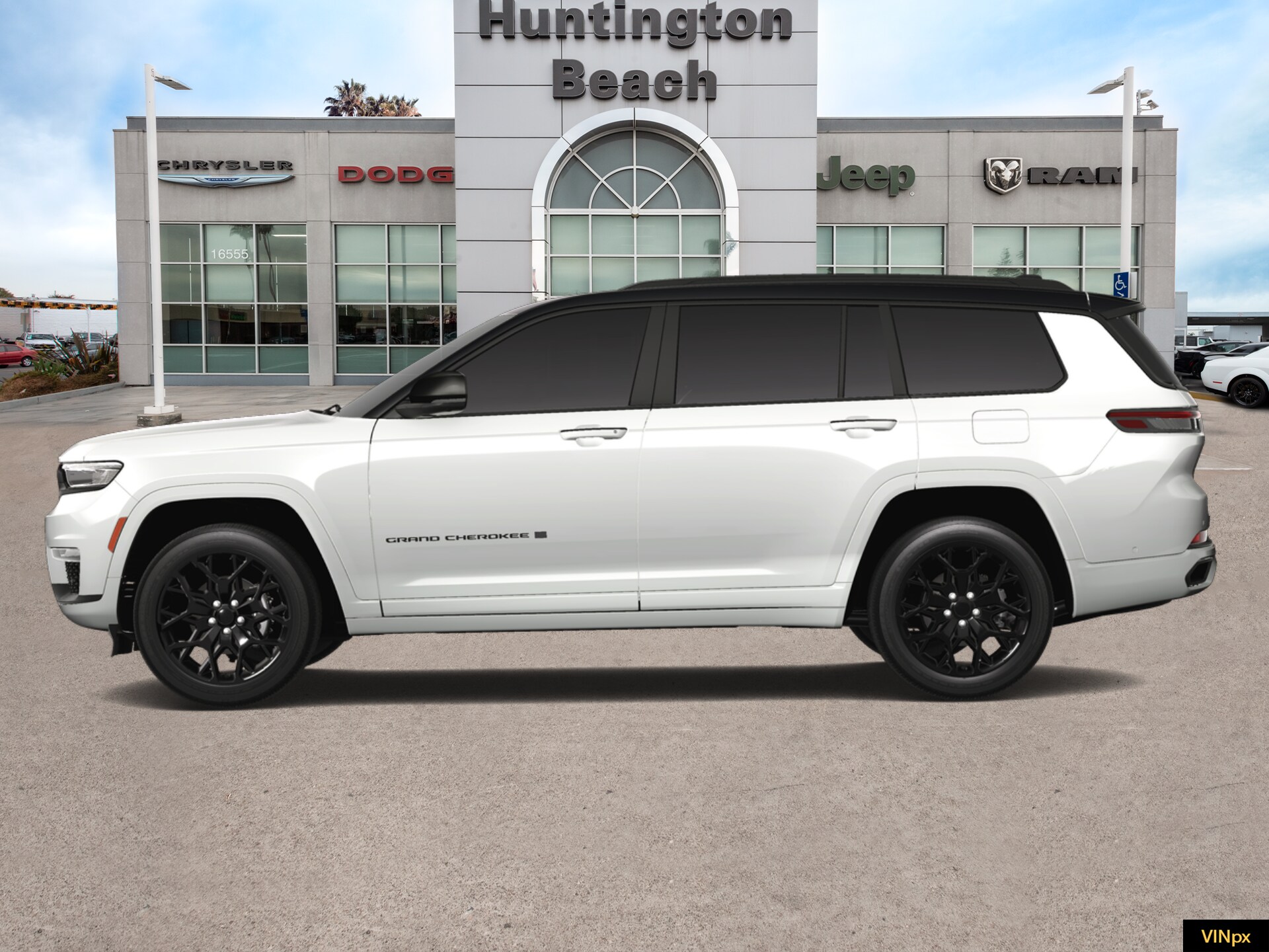 2025 Jeep Grand Cherokee L Summit photo 3